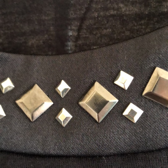 asymmetrical black studded plus size tunic - Picture 4 of 6